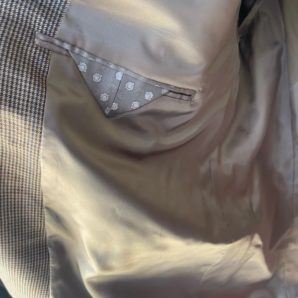 - Men’s Chaps blazer Size 48R